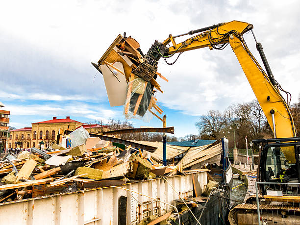 Best Junk Hauling Services  in Marion, OH